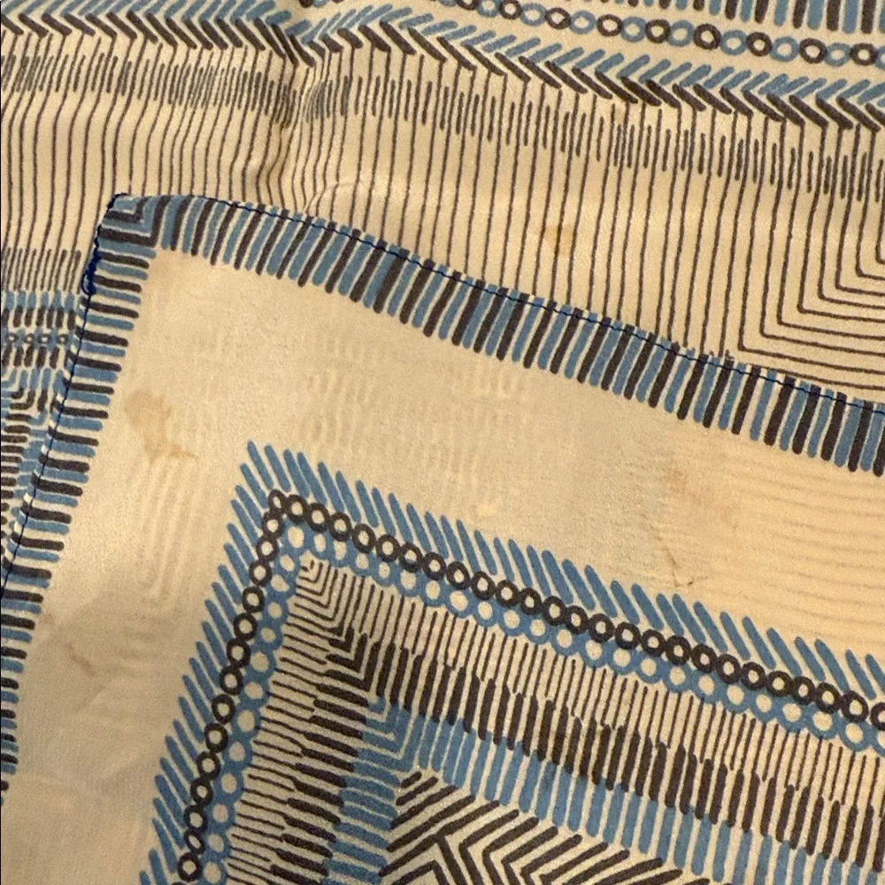 Geoffrey Beene Bazaar Silk Scarf Blue Beige Grey Geometric Square 25” - Picture 4 of 5